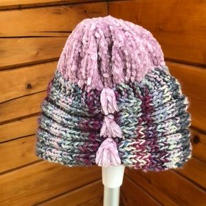 HAND KNIT HAT by Bonnie